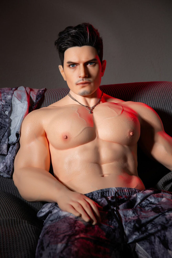 Luca | Premium Male Companion